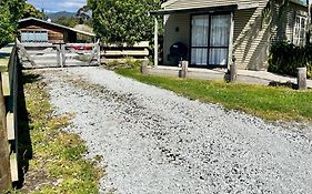 Bay Cottage - Takaka Holiday Unit